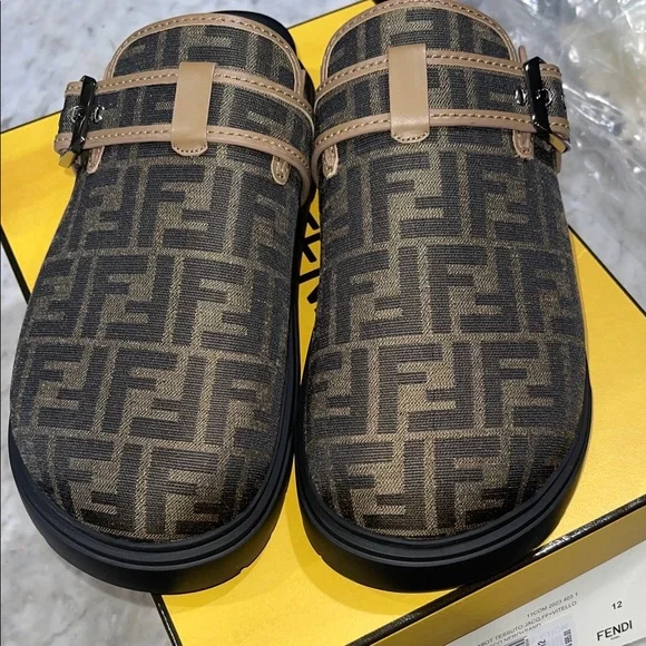 Fendi Men's Black and Brown Monogram Loafers - Picture 3 of 10
